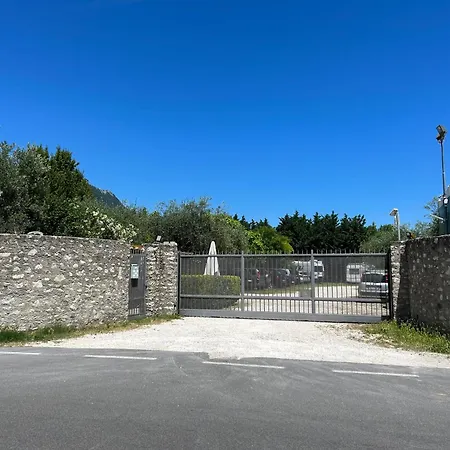 Villaggio Turistico Maderno 3*